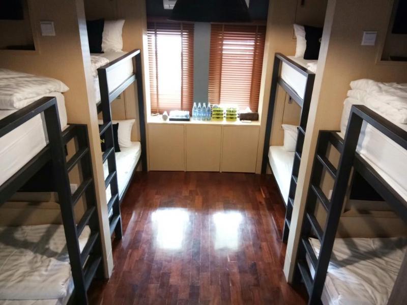 Gn Luxury Hostel Bangkok Dış mekan fotoğraf