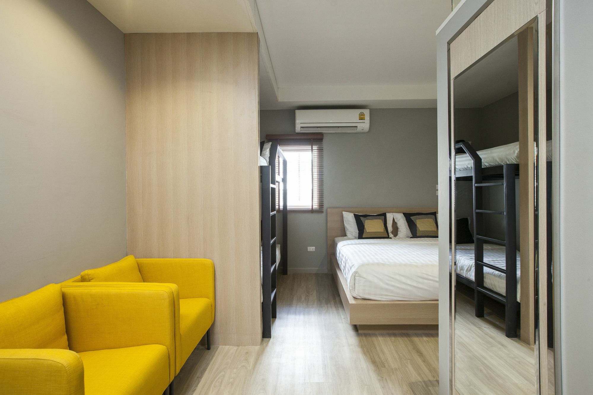 Gn Luxury Hostel Bangkok Dış mekan fotoğraf