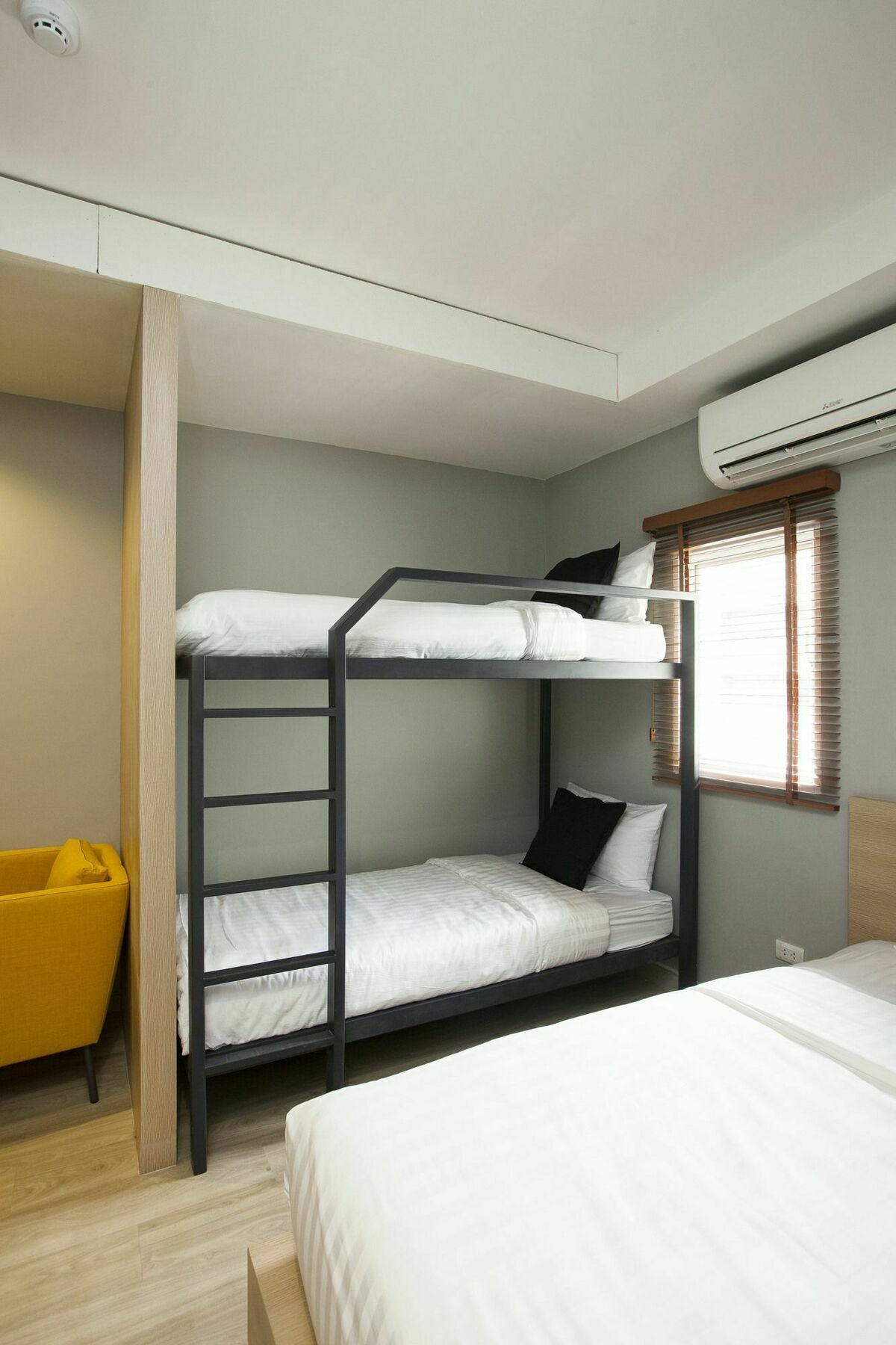 Gn Luxury Hostel Bangkok Dış mekan fotoğraf